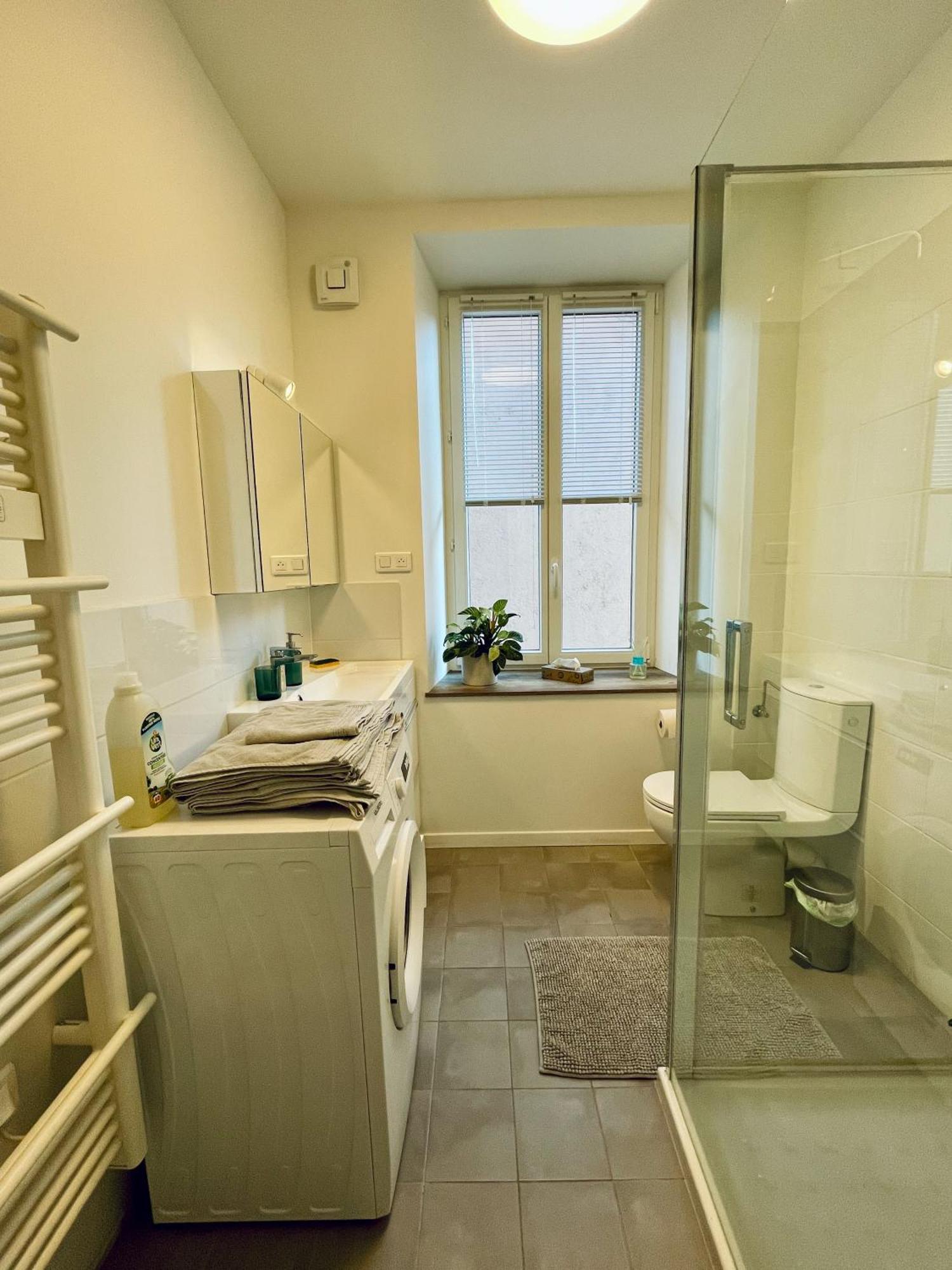 Appartement avec place de parking  Montbéliard Extérieur photo